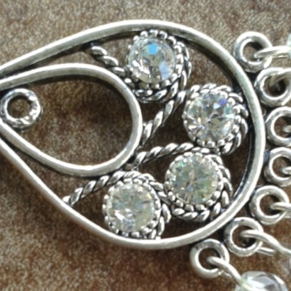 Earrings - Picture 4 of 5